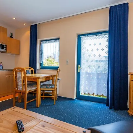 Pensionat Spitzenhoernbucht 3*